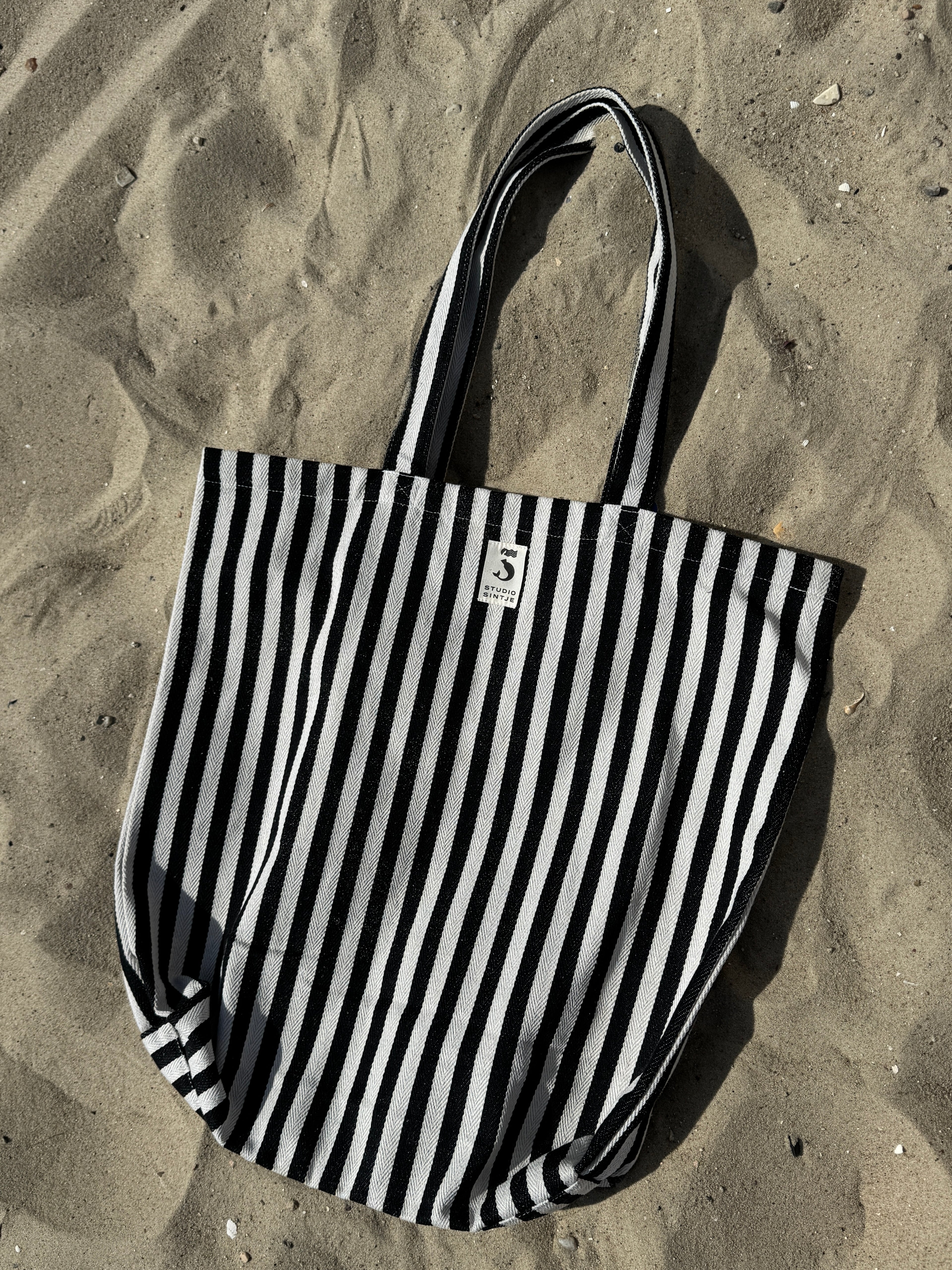 Upcycling Beach Bag schwarz-weiß 