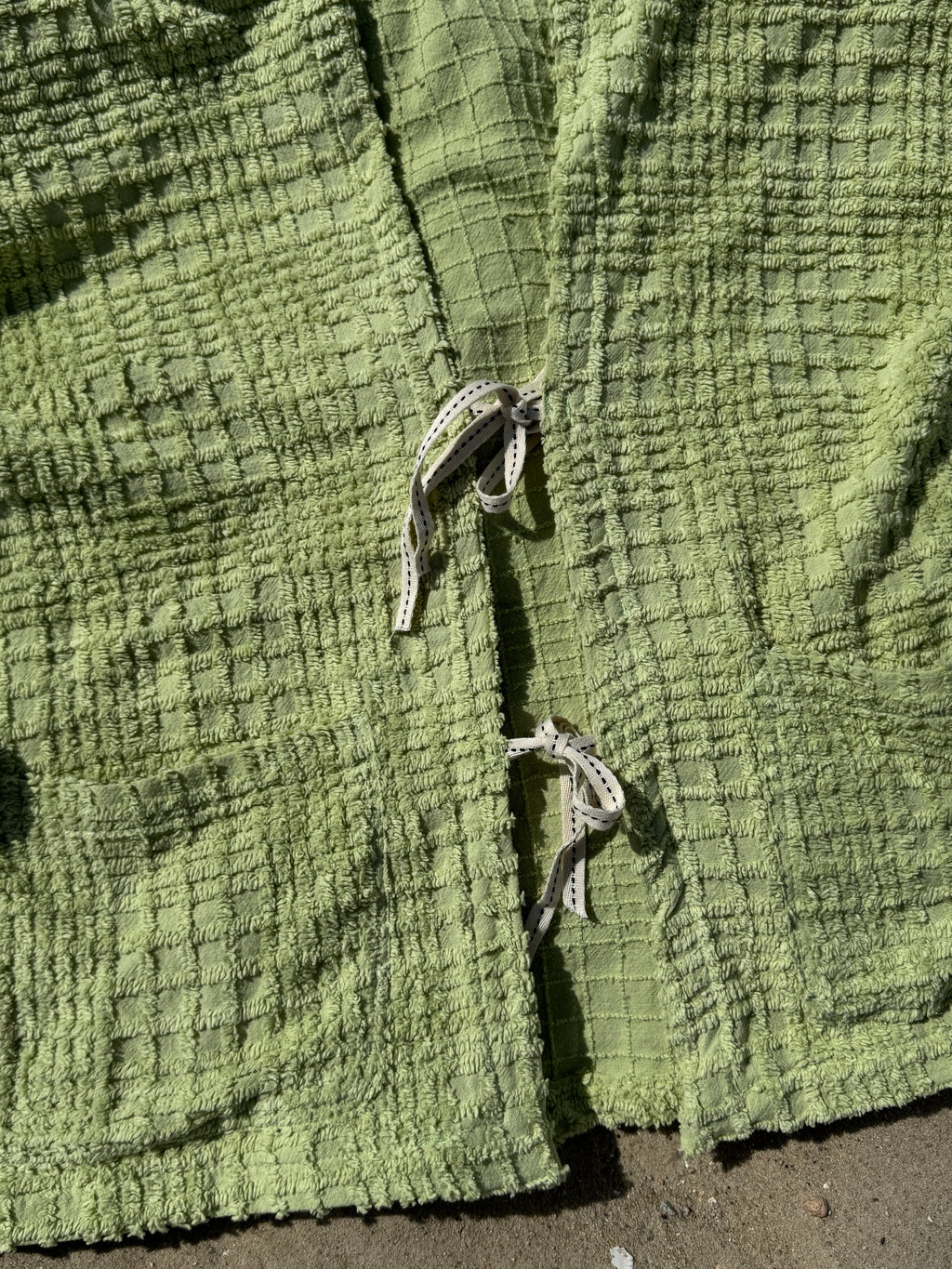 Upcycling Frottee Jacke aus recyceltem Stoff – handgefertigt